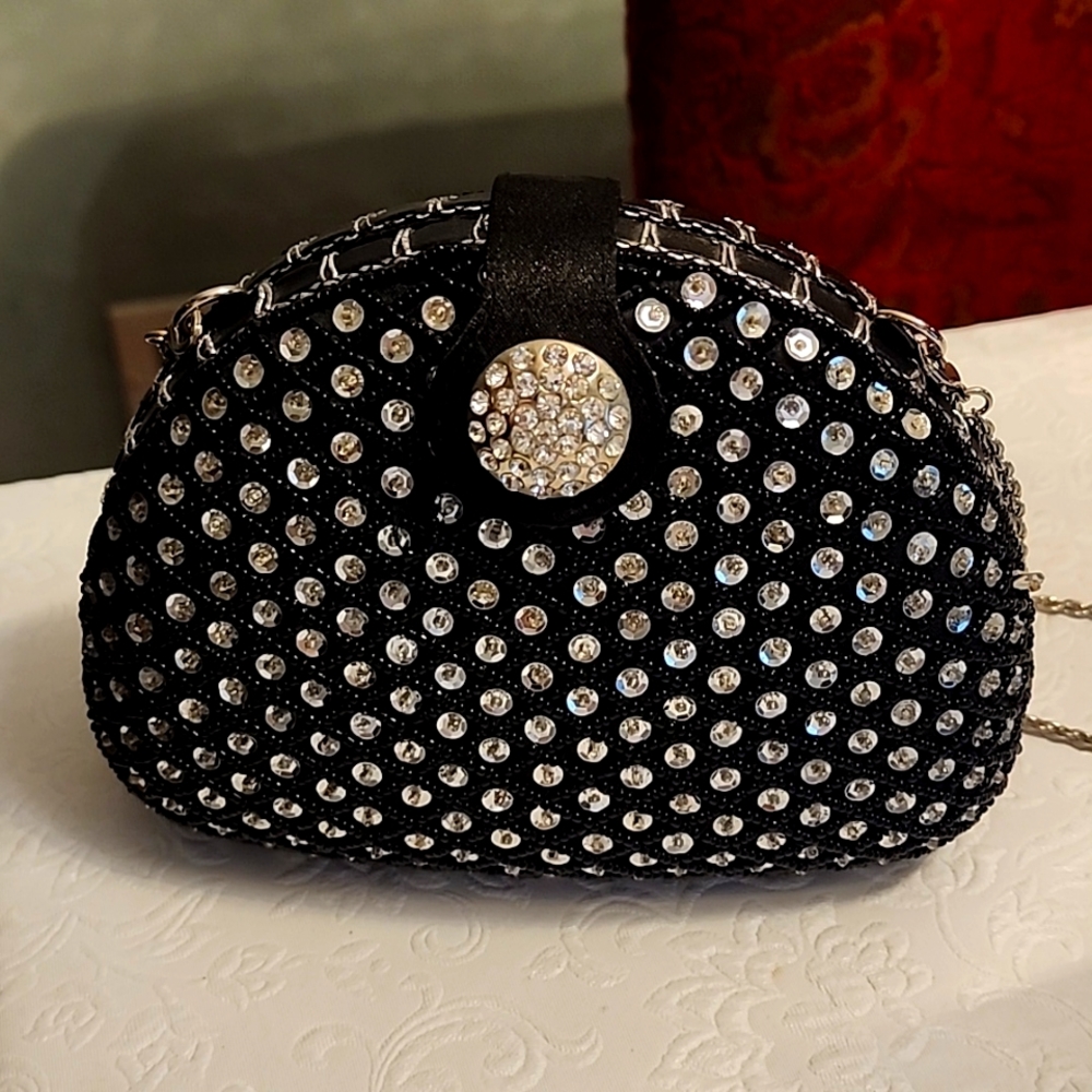 Vintage Expressions NYC Rhinestone Sequin Black Handbag Metal Chain Snap Closure